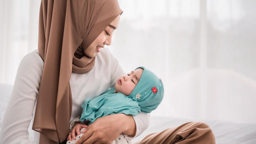 160 Nama Bayi Perempuan Islami yang Lahir di Bulan Maulid 160 Nama Bayi Perempuan Islami yang Lahir di Bulan Maulid