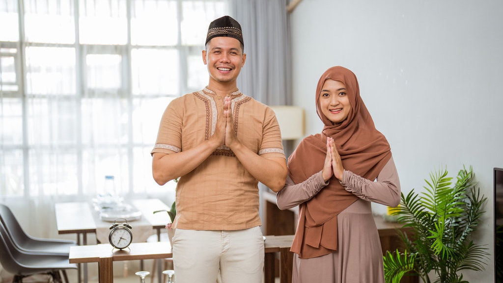 9 OOTD Matching Outfit untuk Couple dan Keluarga 9 OOTD Matching Outfit untuk Couple dan Keluarga
