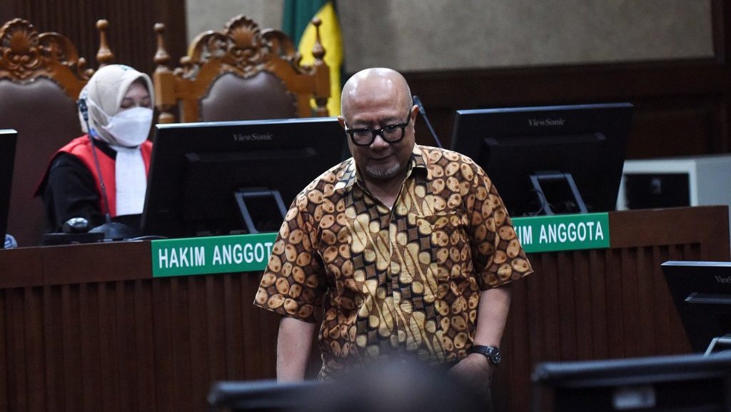 Korupsi Proyek MBZ, Pejabat Waskita Karya Dituntut 8 Tahun Bui Korupsi Proyek MBZ, Pejabat Waskita Karya Dituntut 8 Tahun Bui