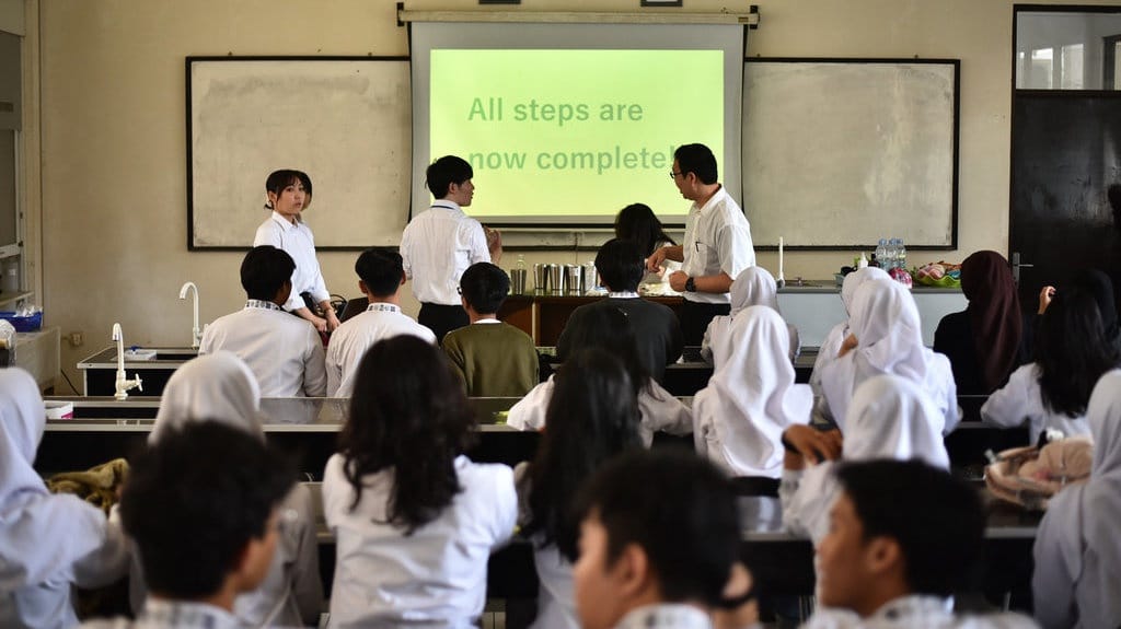 Link Unduh PDF Juknis SPMB SMA/SMK Pemprov Riau 2025 Link Unduh PDF Juknis SPMB SMA/SMK Pemprov Riau 2025