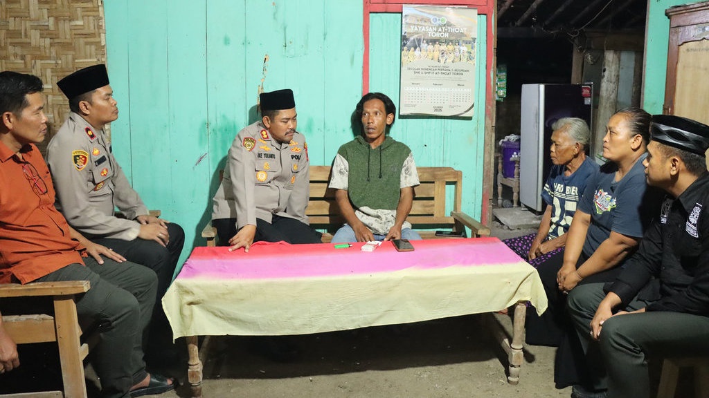 Polisi Salah Tangkap Pengumpul Bekicot Dipatsuskan Polisi Salah Tangkap Pengumpul Bekicot Dipatsuskan