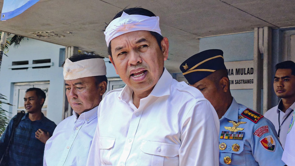 Dedi Mulyadi Minta BPK Audit Alih Fungsi Lahan di Jawa Barat Dedi Mulyadi Minta BPK Audit Alih Fungsi Lahan di Jawa Barat