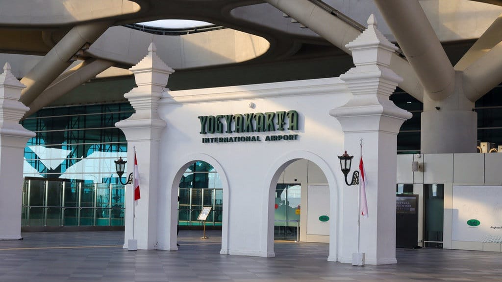 Daftar Transportasi Umum yang Menuju ke Bandara YIA Daftar Transportasi Umum yang Menuju ke Bandara YIA