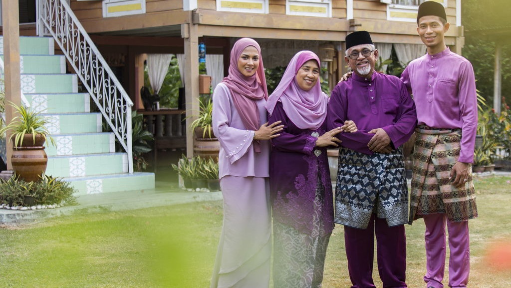 10 Ide Model Baju Sarimbit untuk Keluarga Saat Lebaran 10 Ide Model Baju Sarimbit untuk Keluarga Saat Lebaran