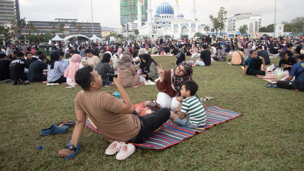 Malaysia Transfer US$30 ke Tiap Warga pada HUT Kemerdekaan Malaysia Transfer US$30 ke Tiap Warga pada HUT Kemerdekaan