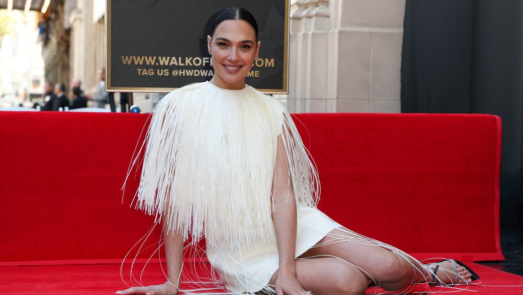 Gal Gadot Dapat Hollywod Star dan Diprotes Massa ProPalestina