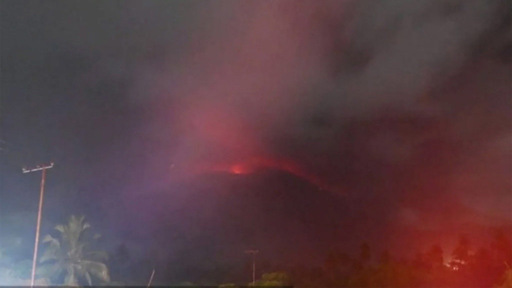 Update Erupsi Gunung Lewotobi 21 Maret: Status Level Berapa? Update Erupsi Gunung Lewotobi 21 Maret: Status Level Berapa?