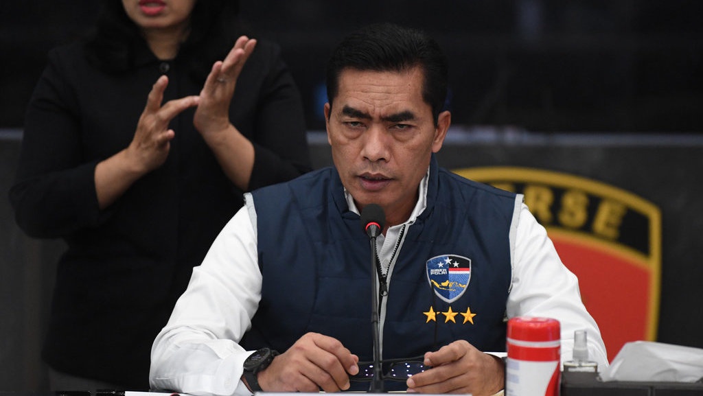 Bareskrim Tangkap 2 WN Cina Pelaku SMS Phishing Bareskrim Tangkap 2 WN Cina Pelaku SMS Phishing