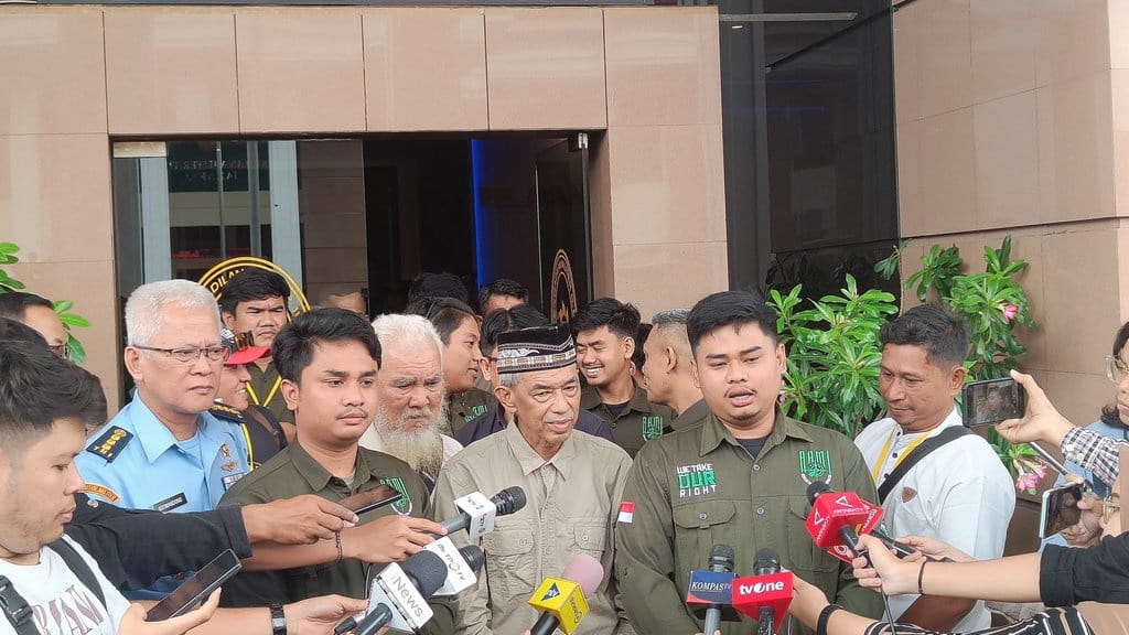 Anak Bos Rental Belum Maafkan Para Terdakwa Pembunuhan Ayahnya Anak Bos Rental Belum Maafkan Para Terdakwa Pembunuhan Ayahnya