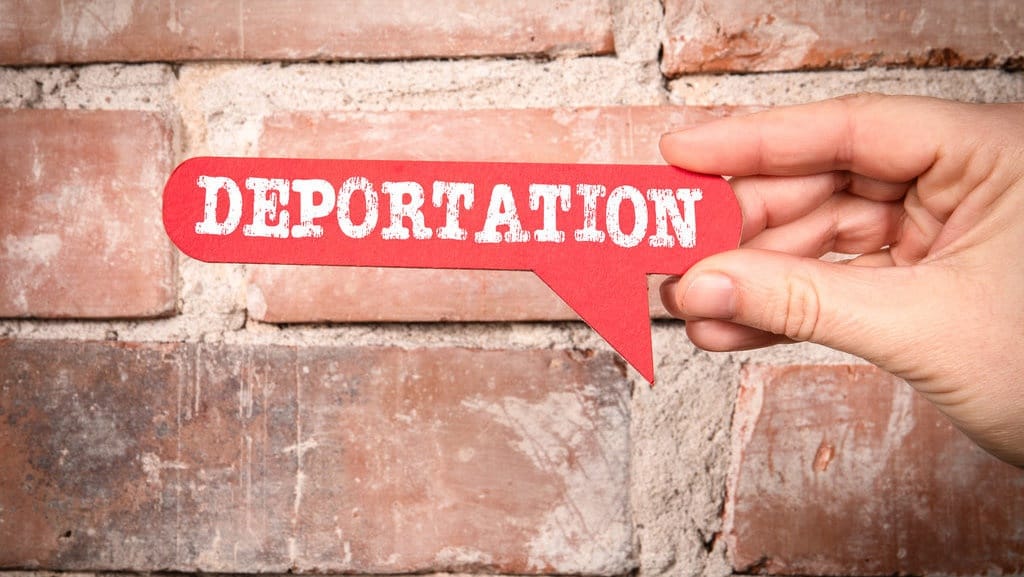 Kemnaker Usir 94 WNA yang Jadi Pekerja Ilegal di Simalungun