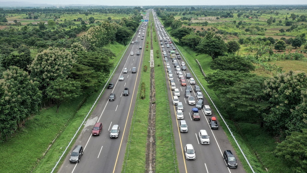 Update Info Arus Mudik di Tol Cipali saat Mudik Lebaran 2025