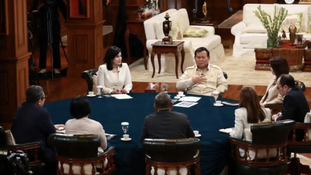 Membaca Pola Kepemimpinan Prabowo dari 'Presiden Menjawab'