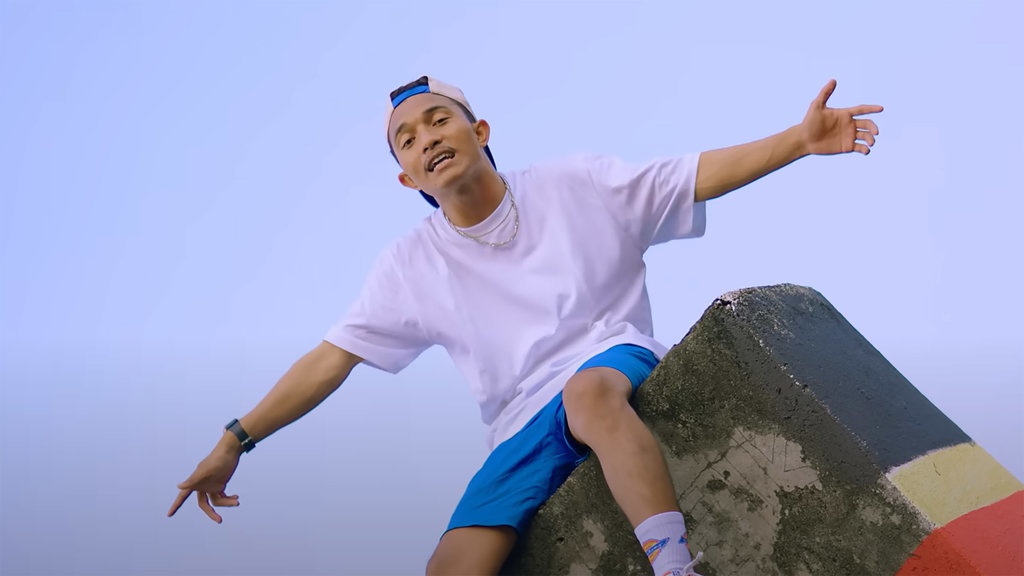 Apa Arti Stecu Stecu Lirik Lagu Faris Adam yang Viral di TikTok Apa Arti Stecu Stecu Lirik Lagu Faris Adam yang Viral di TikTok