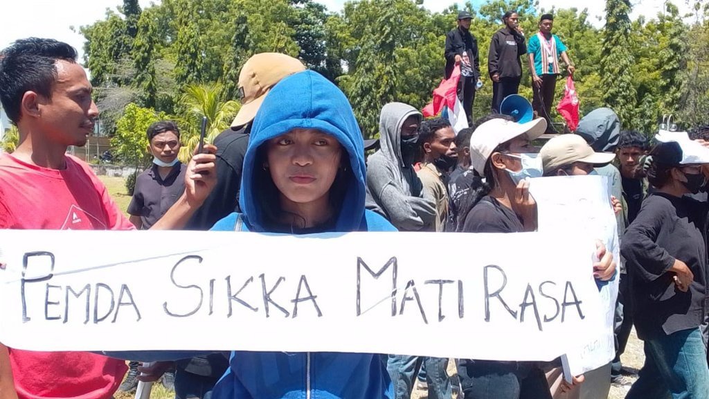 Mahasiswa Sikka Demo Ketiadaan Dokter Anestesi di RSUD Maumere Mahasiswa Sikka Demo Ketiadaan Dokter Anestesi di RSUD Maumere