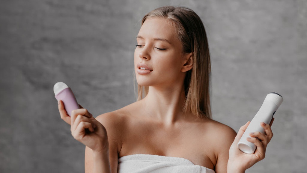 9 Rekomendasi Deodorant yang Aman untuk Ibu Hamil