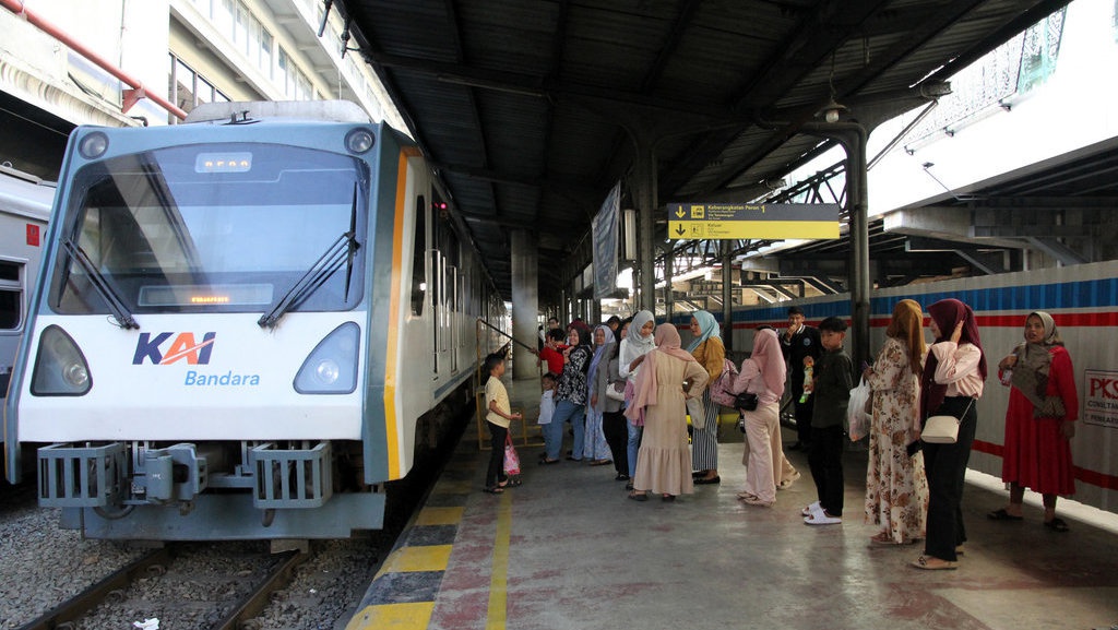 Perkiraan Gaji Staf Keuangan KAI Properti 2025 & Kualifikasinya