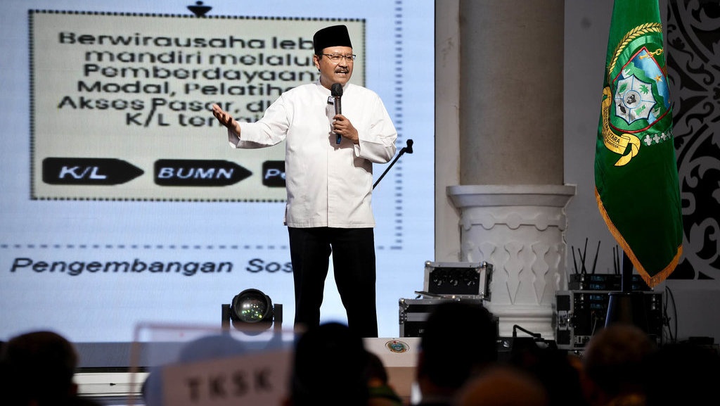 Mensos Gus Ipul Sebut DTSEN & SR Solusi Pengentasan Kemiskinan