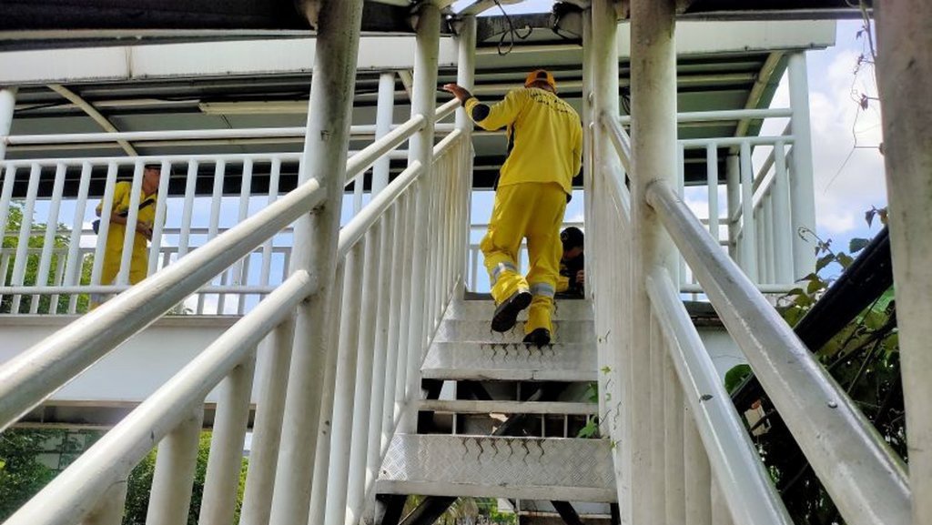 Ironi JPO Jakarta: Dibangun Megah, tapi Tak Luput dari Maling Ironi JPO Jakarta: Dibangun Megah, tapi Tak Luput dari Maling