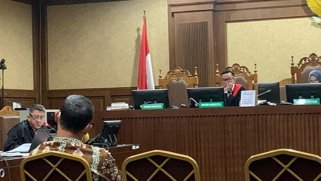 Upaya Zarof Ricar Lobi Hakim MA Soesilo di Kasasi Ronald Tannur Upaya Zarof Ricar Lobi Hakim MA Soesilo di Kasasi Ronald Tannur