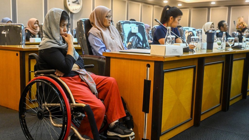 DPR Desak Polisi Buka Lagi Kasus Eksploitasi Eks Pemain OCI DPR Desak Polisi Buka Lagi Kasus Eksploitasi Eks Pemain OCI