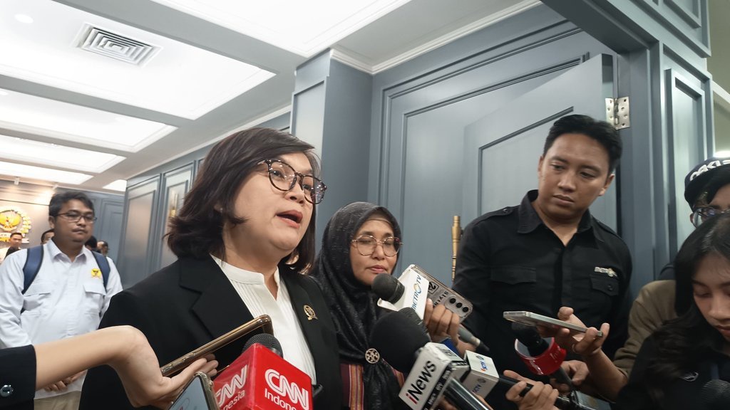 Komnas HAM Cek Dokumen Kepemilikan OCI Pernah di Bawah Puskopau Komnas HAM Cek Dokumen Kepemilikan OCI Pernah di Bawah Puskopau