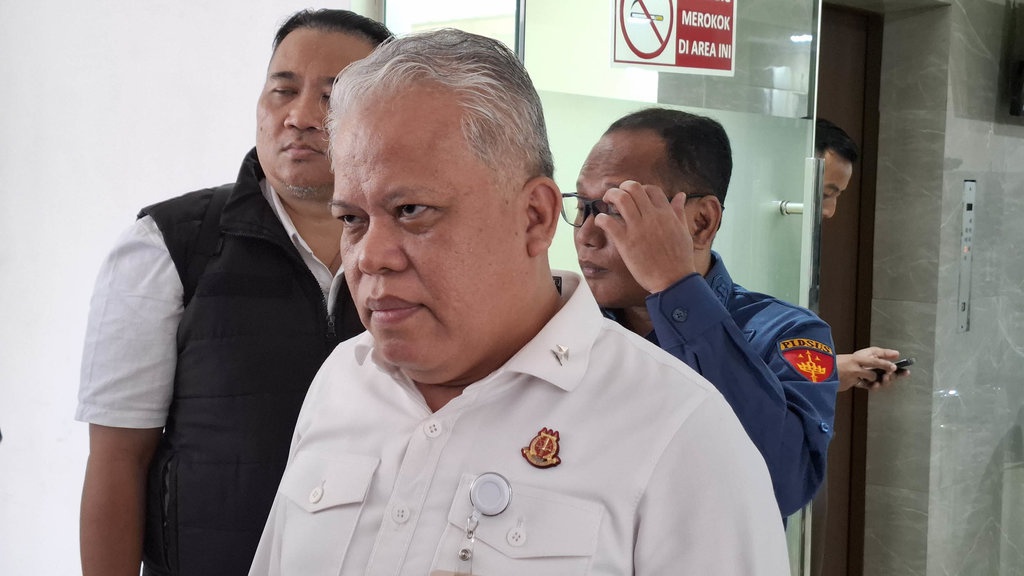 Kejagung Serahkan Dokumen Pemberitaan Tian Bahtiar ke Dewan Pers