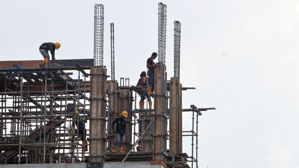 Laju Lambat Pertumbuhan Ekonomi: Benarkah Sinyal Resesi? Laju Lambat Pertumbuhan Ekonomi: Benarkah Sinyal Resesi?