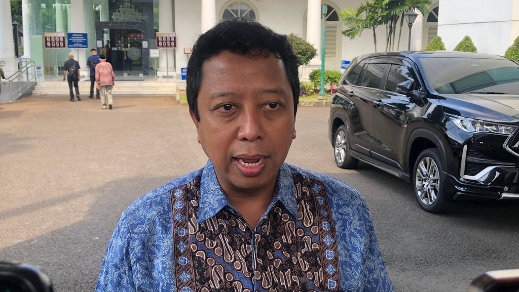 Rommy Bantah Aklamasi Mardiono sebagai Ketum PPP: Klaim Sepihak Rommy Bantah Aklamasi Mardiono sebagai Ketum PPP: Klaim Sepihak