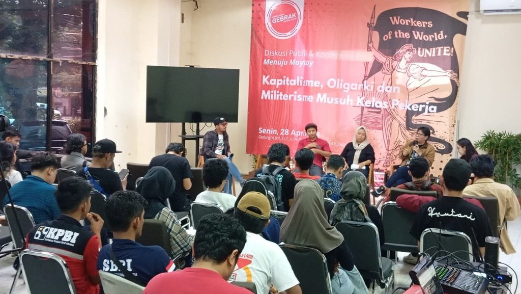 Aliansi Gebrak Tak akan Gabung May Day dengan Prabowo di Monas Aliansi Gebrak Tak akan Gabung May Day dengan Prabowo di Monas