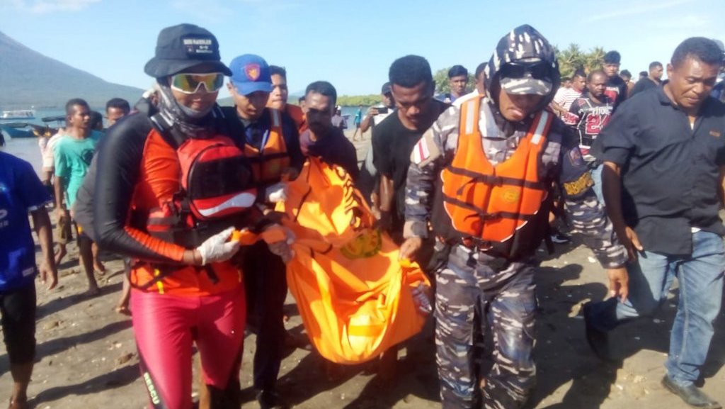 Bapak-Anak Hilang saat Mencari Siput di Lembata Ditemukan Tewas Bapak-Anak Hilang saat Mencari Siput di Lembata Ditemukan Tewas