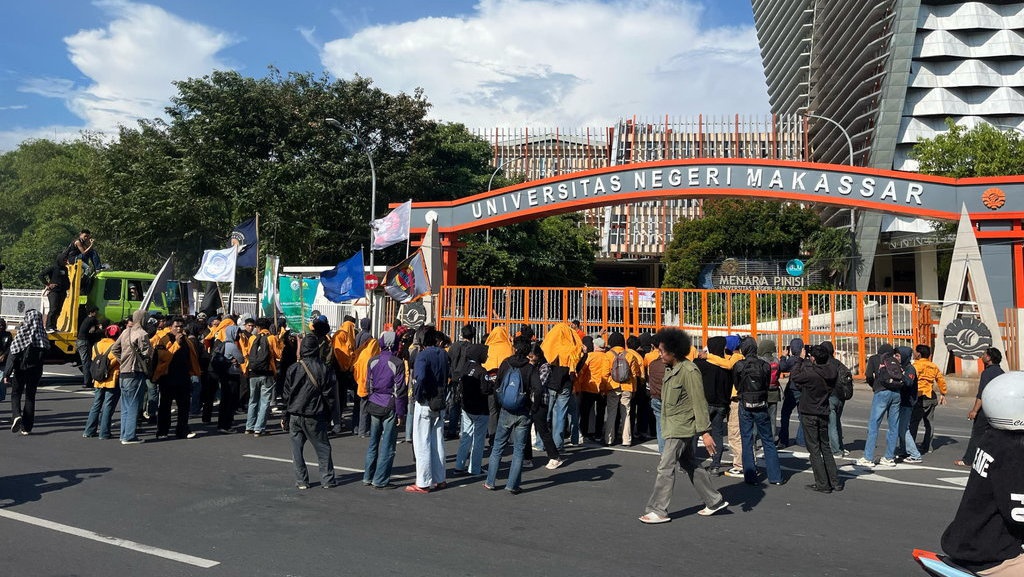 Hari Buruh, Mahasiswa UNM Minta Pemerintah Lindungi Hak Pekerja