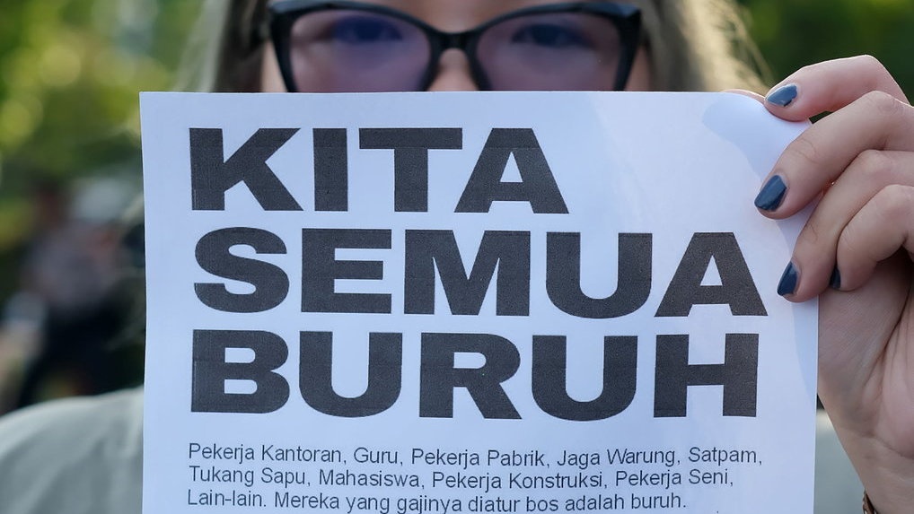 Aksi May Day 2025 Serukan Isu Buruh di Berbagai Daerah Aksi May Day 2025 Serukan Isu Buruh di Berbagai Daerah