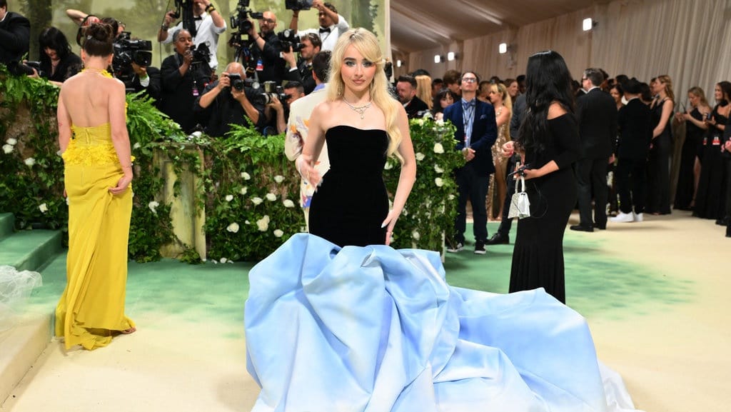 Link Streaming Nonton Met Gala 2025 dan Fakta-fakta Menariknya Link Streaming Nonton Met Gala 2025 dan Fakta-fakta Menariknya