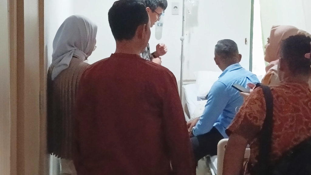 Cerita Orang Tua Korban yang Diduga Keracunan MBG di Bogor Cerita Orang Tua Korban yang Diduga Keracunan MBG di Bogor