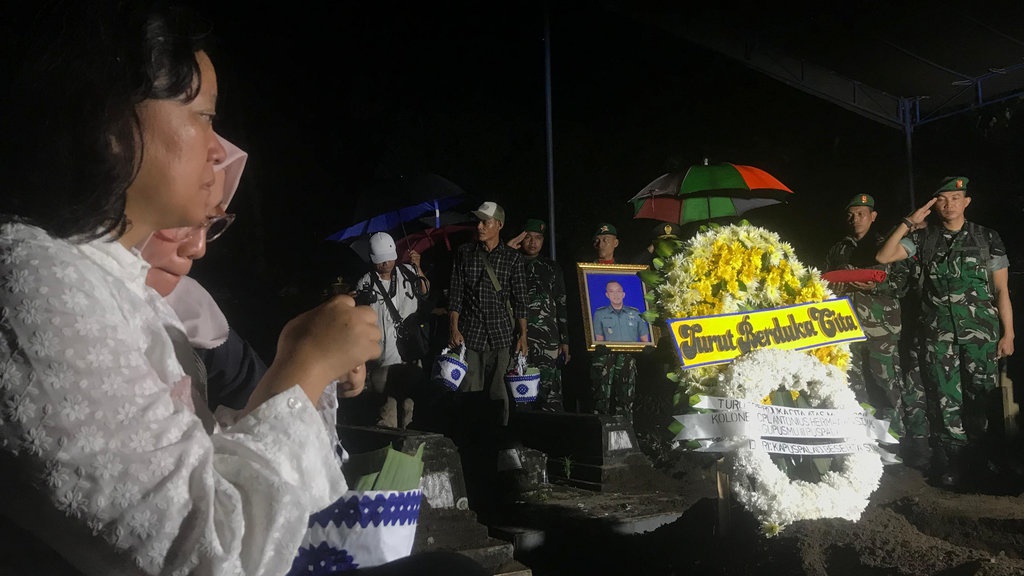 Duka Mendalam Keluarga Kolonel Antonius, Korban Ledakan di Garut