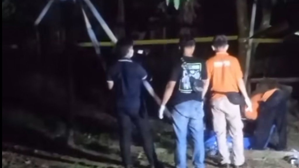 Mayat dengan Luka di Leher Ditemukan di Bendungan Salamdarma Mayat dengan Luka di Leher Ditemukan di Bendungan Salamdarma