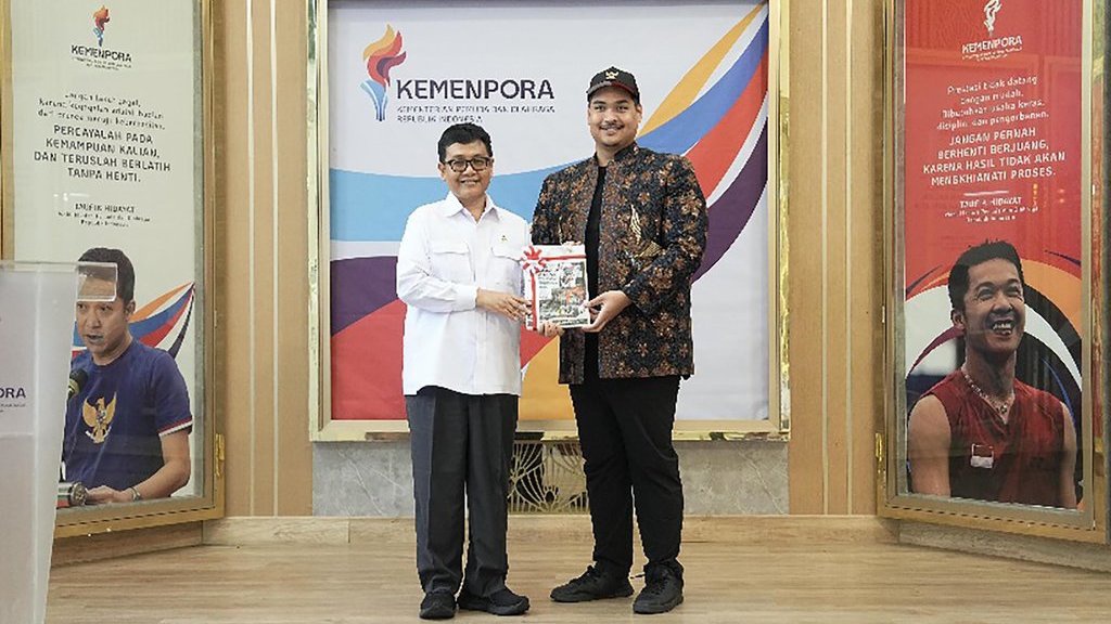 Menpora Dito Terima LHP Kemenpora Tahun Anggaran 2023 & 2024 Menpora Dito Terima LHP Kemenpora Tahun Anggaran 2023 & 2024