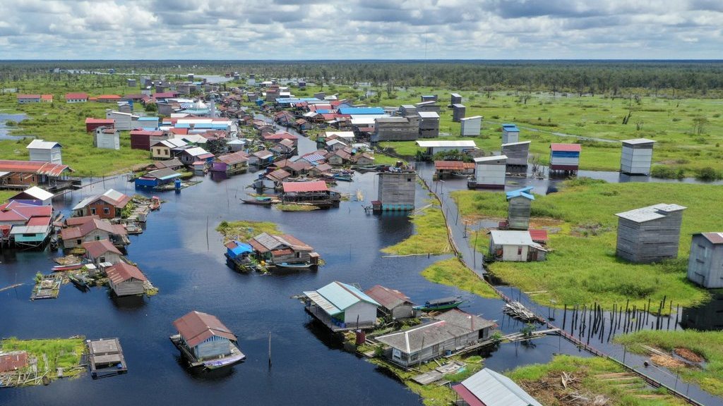 Desa Tanpa Daratan di Kalimantan Timur Desa Tanpa Daratan di Kalimantan Timur