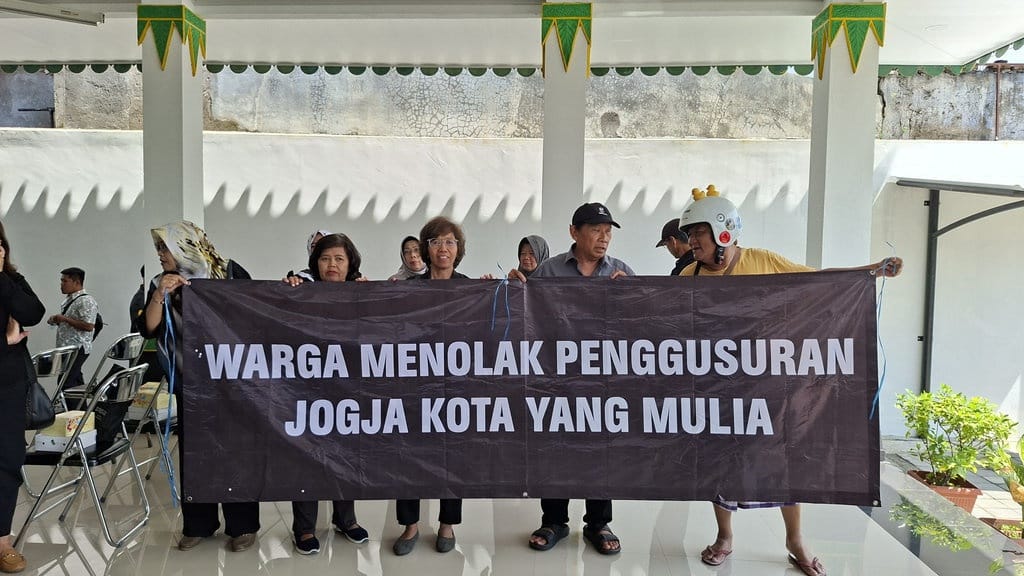 Jeritan Hati Warga Lempuyangan: Rumah Bukan Sekadar Bangunan