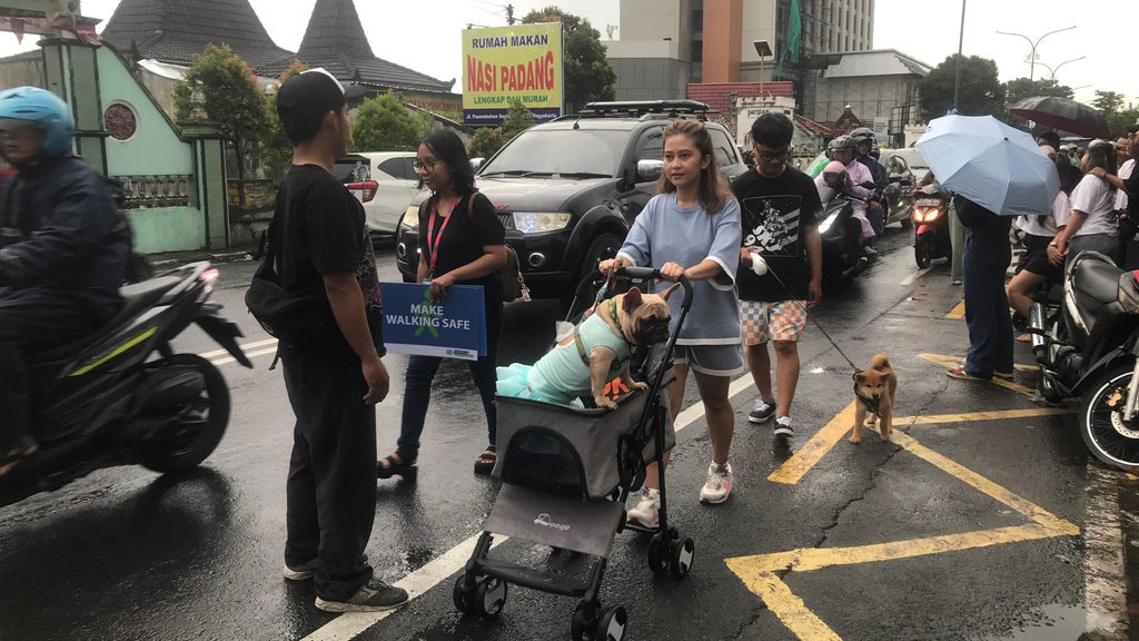 Animal Friends Jogja Kampanye Hentikan Konsumsi Daging Anjing