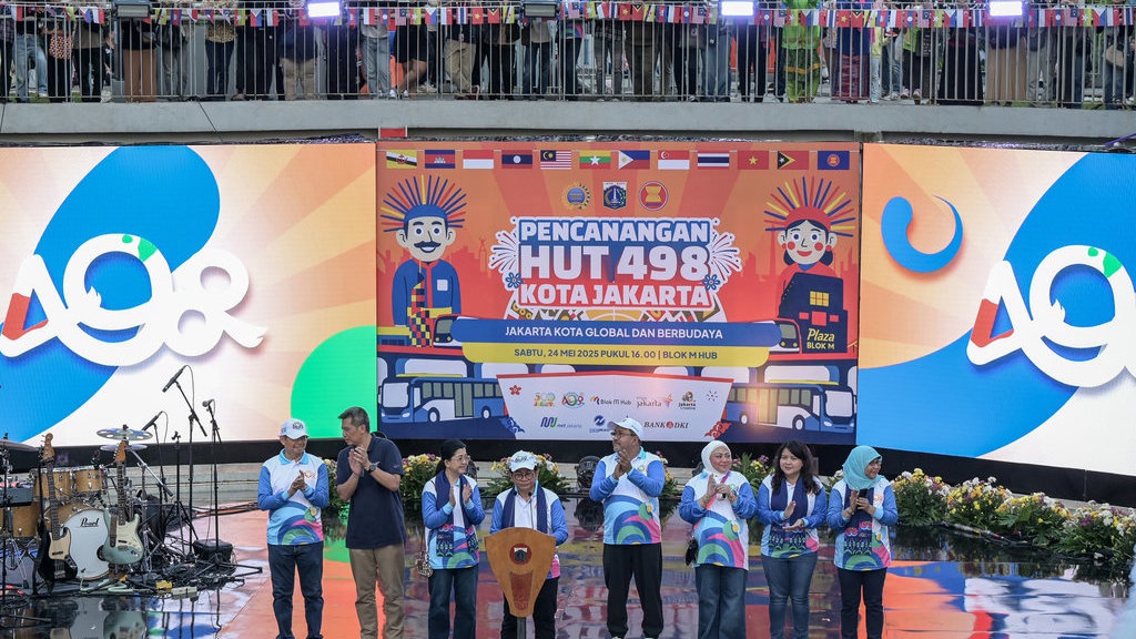 Pramono Mau Memperluas Rute Transjabodetabek sampai Cianjur