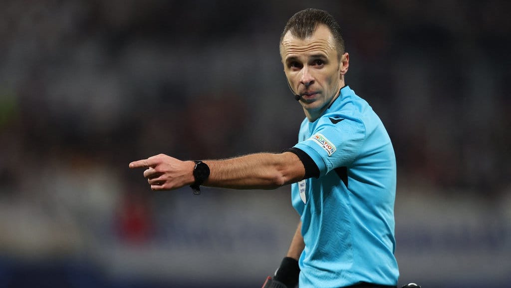 Siapa Wasit Final UECL 2025 Real Betis vs Chelsea? Ini Profilnya Siapa Wasit Final UECL 2025 Real Betis vs Chelsea? Ini Profilnya