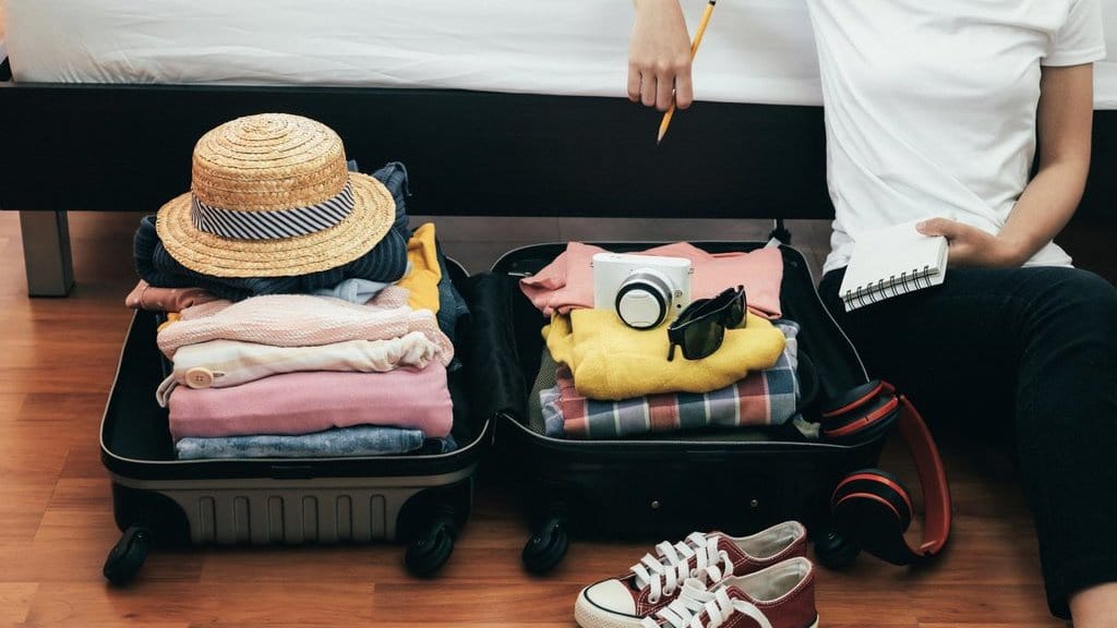 Stop Overpacking: Cara Cerdas Membuat List Packing untuk Liburan