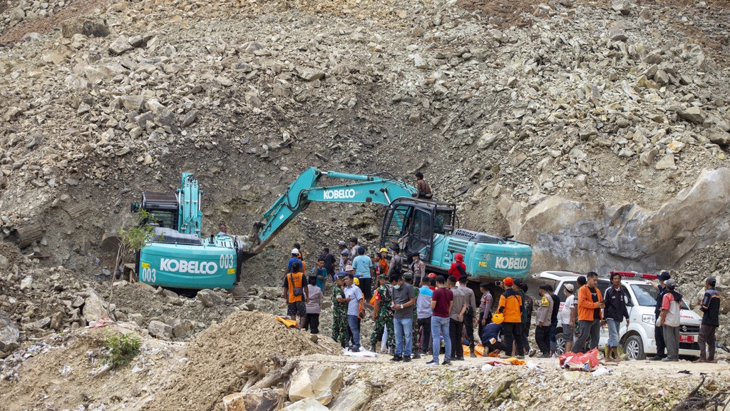 Tragedi Gunung Kuda Cirebon Momentum Evaluasi Perizinan Tambang Tragedi Gunung Kuda Cirebon Momentum Evaluasi Perizinan Tambang
