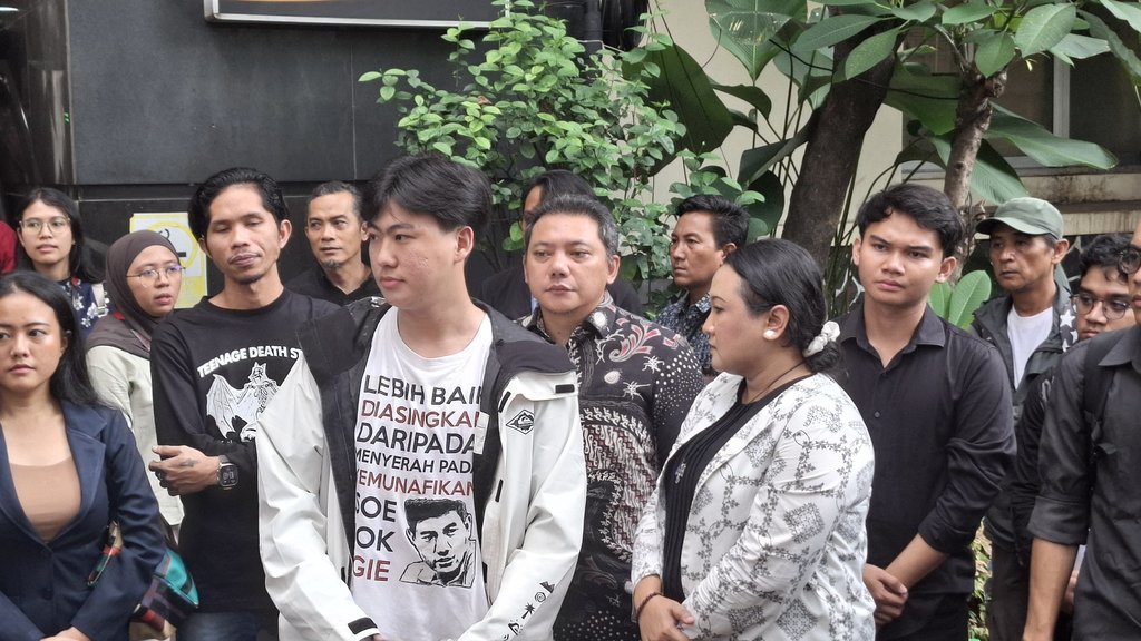 Cerita Mahasiswa UI yang Ditangkap Polisi saat Aksi May Day Cerita Mahasiswa UI yang Ditangkap Polisi saat Aksi May Day
