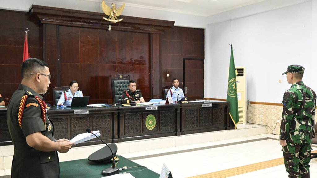 Prajurit TNI AL Pembunuh Jurnalis Dituntut Penjara Seumur Hidup Prajurit TNI AL Pembunuh Jurnalis Dituntut Penjara Seumur Hidup