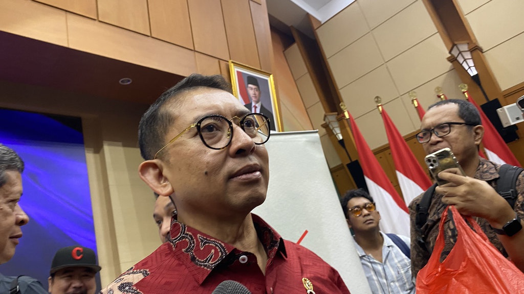 Menbud Pantau Situs Sejarah Terancam Tambang Nikel di Raja Ampat Menbud Pantau Situs Sejarah Terancam Tambang Nikel di Raja Ampat