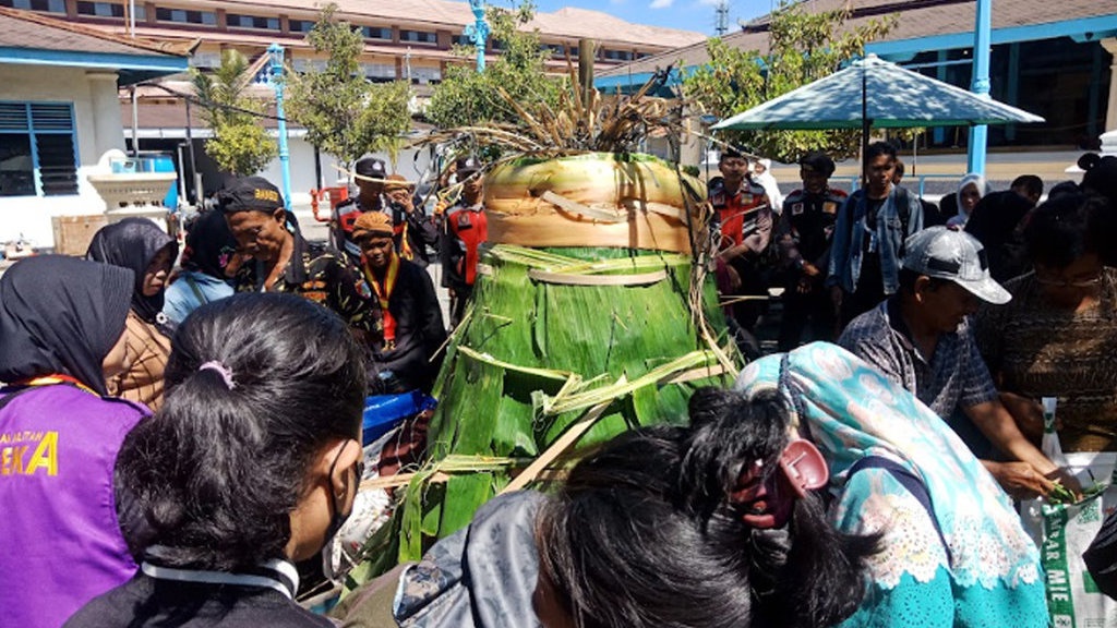 Berebut Berkah di Grebeg Besar Iduladha Kesunanan Surakarta