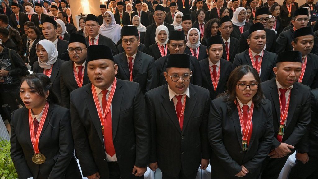 SHI Hargai Keputusan Prabowo akan Naikkan Gaji Hakim Hingga 280% SHI Hargai Keputusan Prabowo akan Naikkan Gaji Hakim Hingga 280%