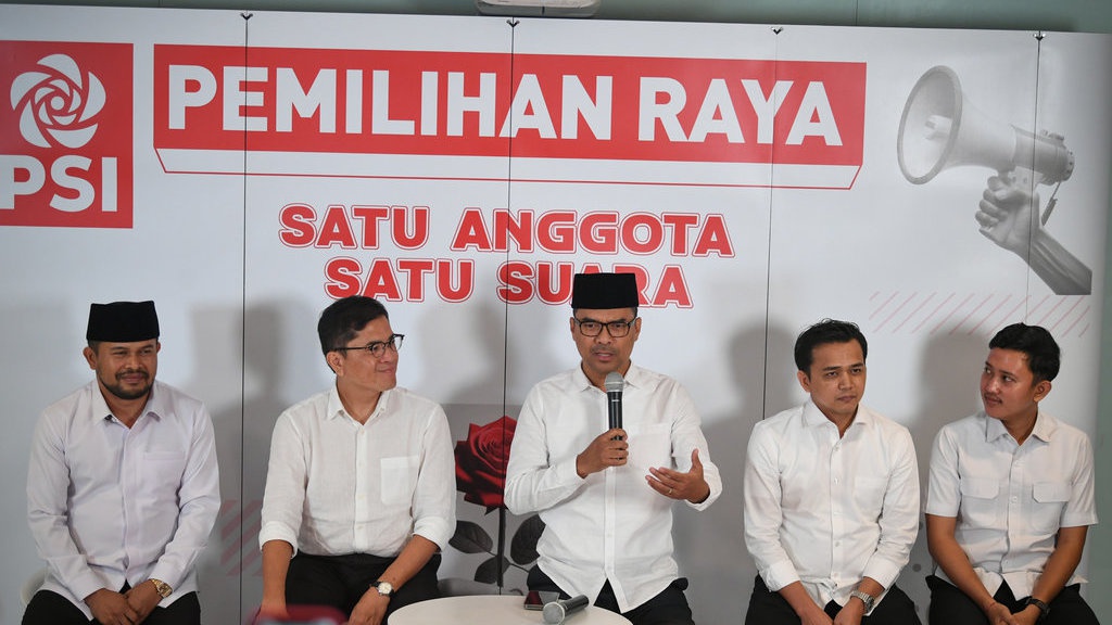 Bro Ron Siap Bersaing Lawan Jokowi Jadi Calon Ketum PSI